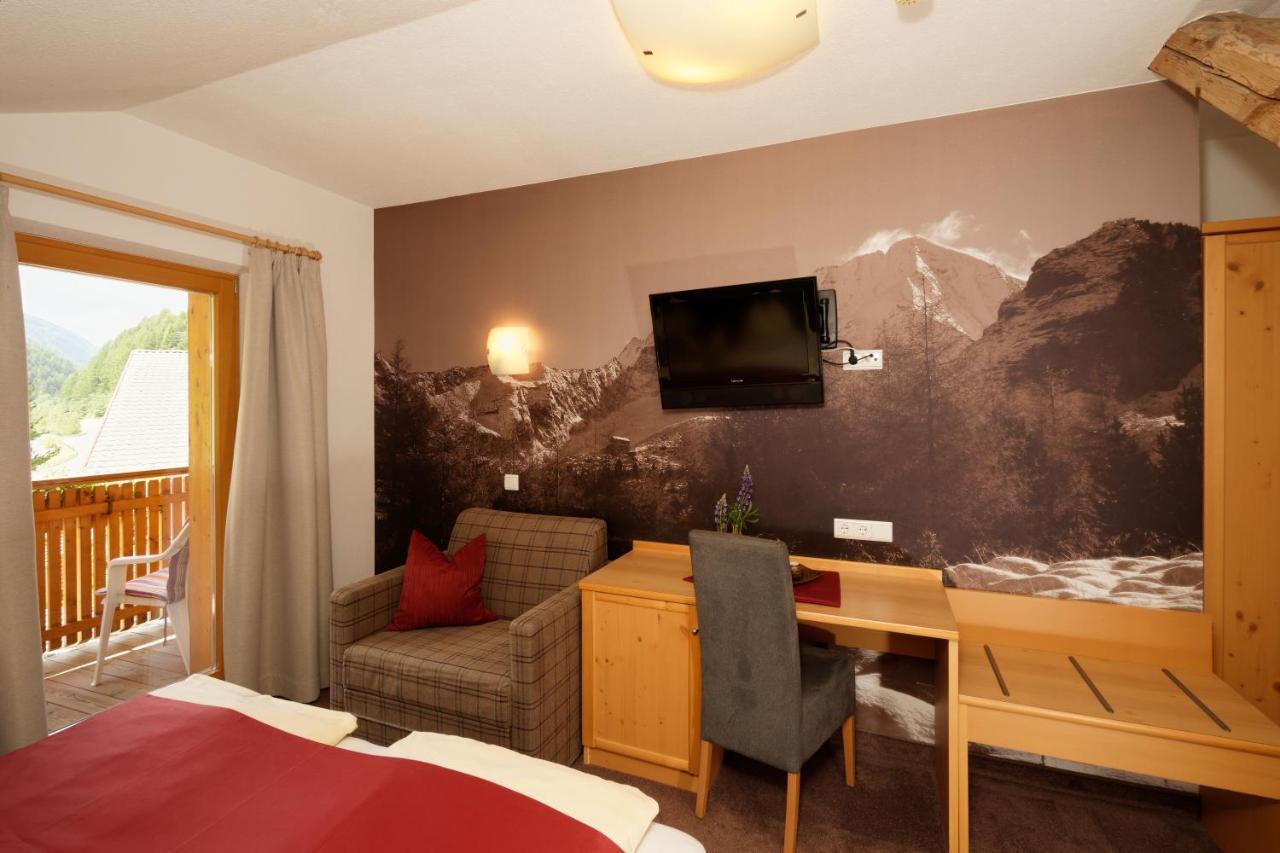 Hotel/ App. Garber San Giacomo in Valle Aurina Camera foto